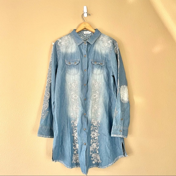 Tasha Polizzi Dresses & Skirts - Tasha Polizzi Blue Chambray Denim Western Embroidered Button Up Dress Sz XL
